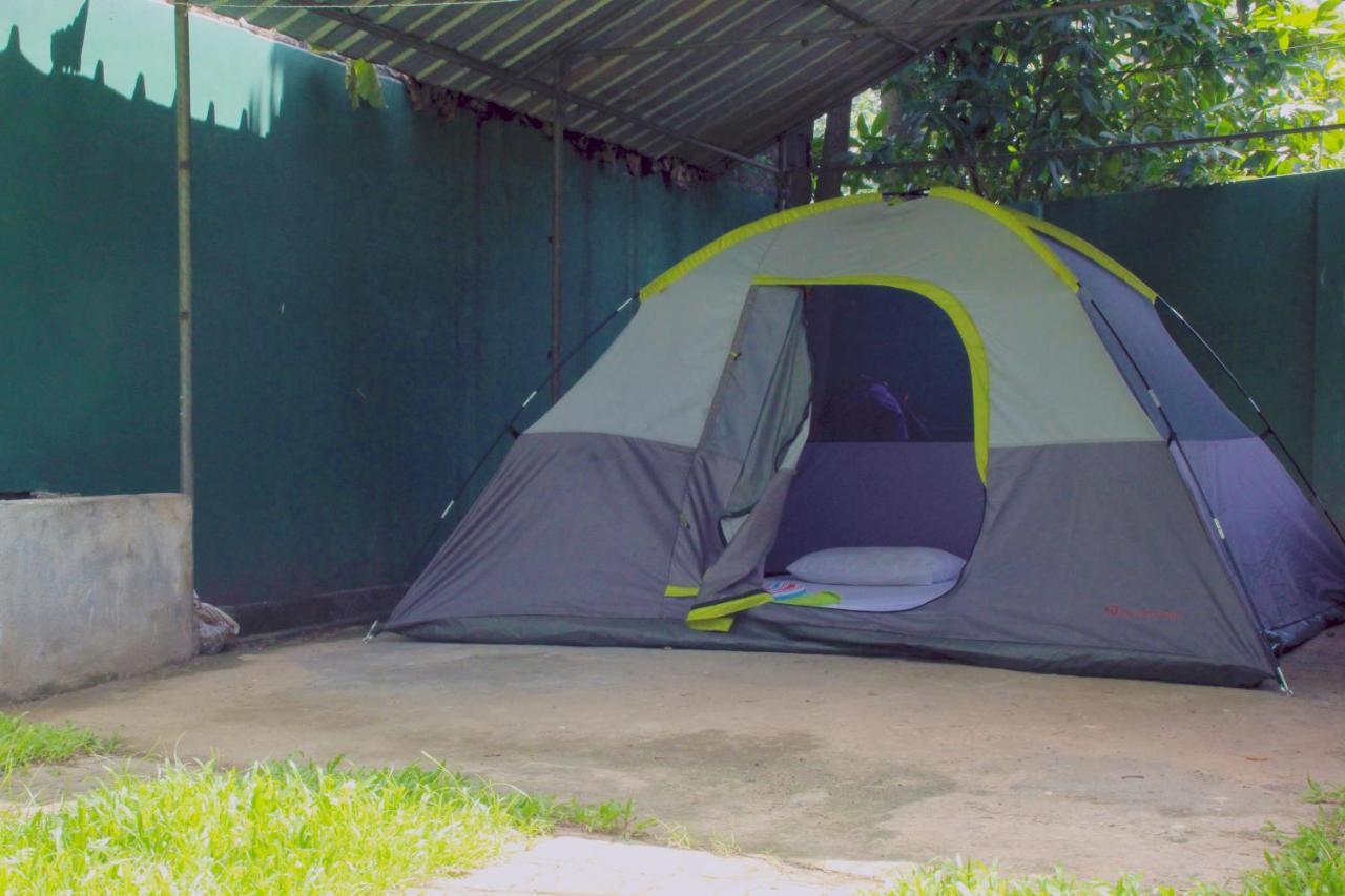 Flipflop Hostel ネゴンボ エクステリア 写真