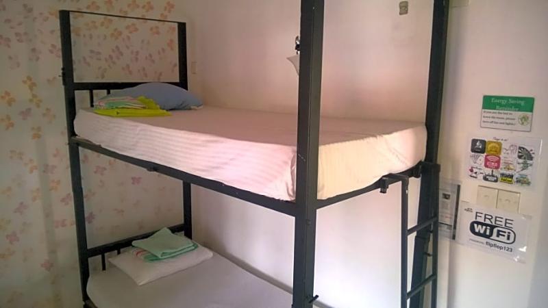 Flipflop Hostel ネゴンボ エクステリア 写真